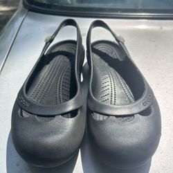 Women’s Size 8 Black Ballet Crocs