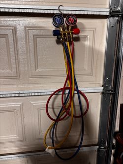 AC Manifold Gauge Set with Hoses
