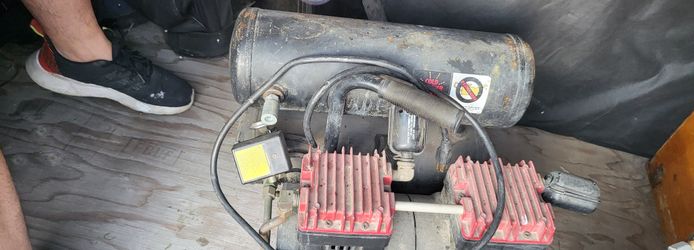 Air Compressor 
