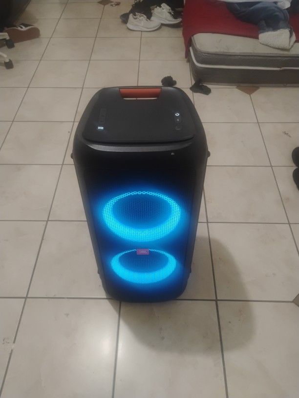 Bocina GBL PARTY BOX Modelo 300