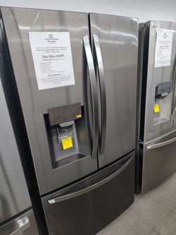 $749 (THIS WEEK ONLY: 50% OFF FRENCH 3 DOOR REFRIGERATORS) LG 28 Cu Ft 36W