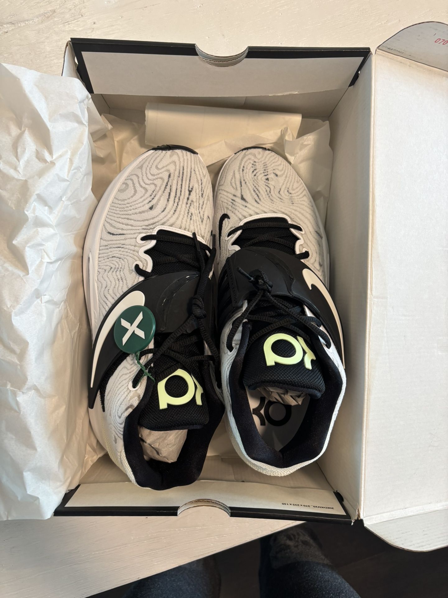 Brand New Nike KD 14 TB White Black Shoes