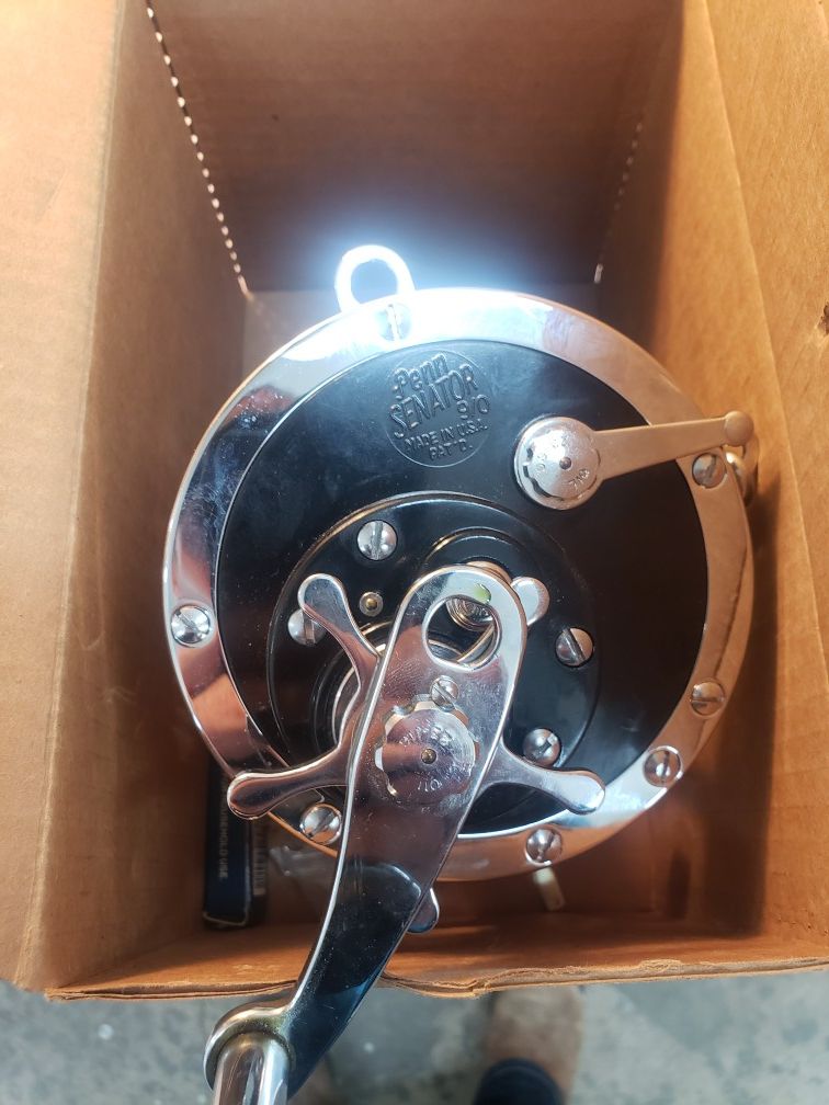 older but new in box penn senator 9/0 reel