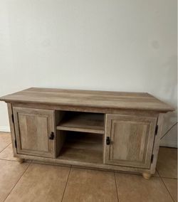 TV Stand / Mueble para TV de madera con almacenamiento