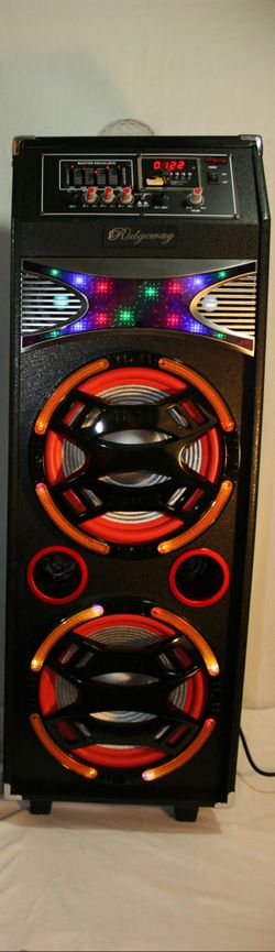 Bluetooth speaker SD card,slot USB port,FM radio,microphone included for karaoke