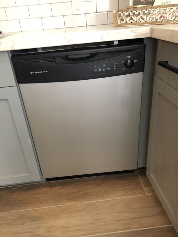 Frigidaire Dishwasher for Sale in Scottsdale, AZ OfferUp