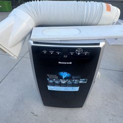 Honeywell Portable AC Unit MN12CES