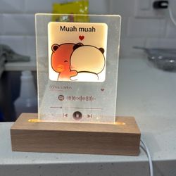 Ojitos Lindos Bad Bunny Thing 