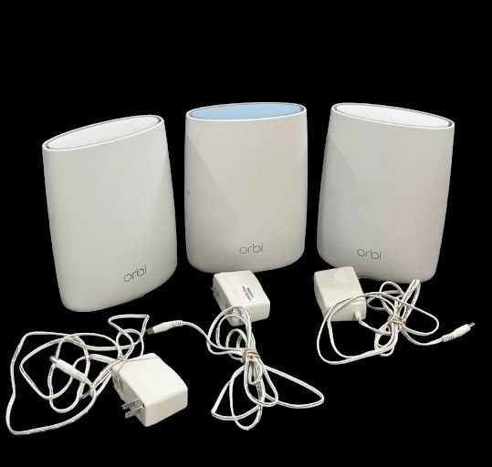 Netgear Orbi Tri-Band Wireless Wi-Fi Router RBR50v2 & 2 Satellite RBS50v2