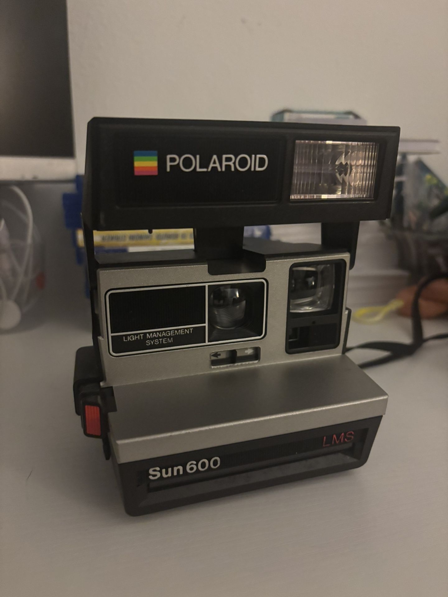 Polaroid Camera Sun 600