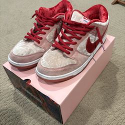 Nike Strangelove SB Size 13