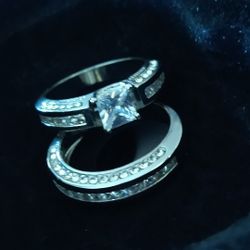Sterling Silver Stunning 2pc Wedding Set
