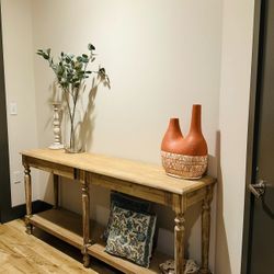 Long side TABLE 