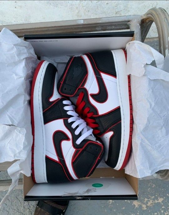 Jordan 1 Bloodline Size 6