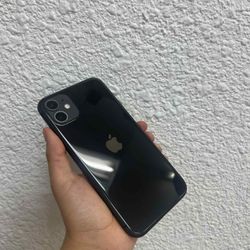 Iphone 11 256GB UNLOCKED 