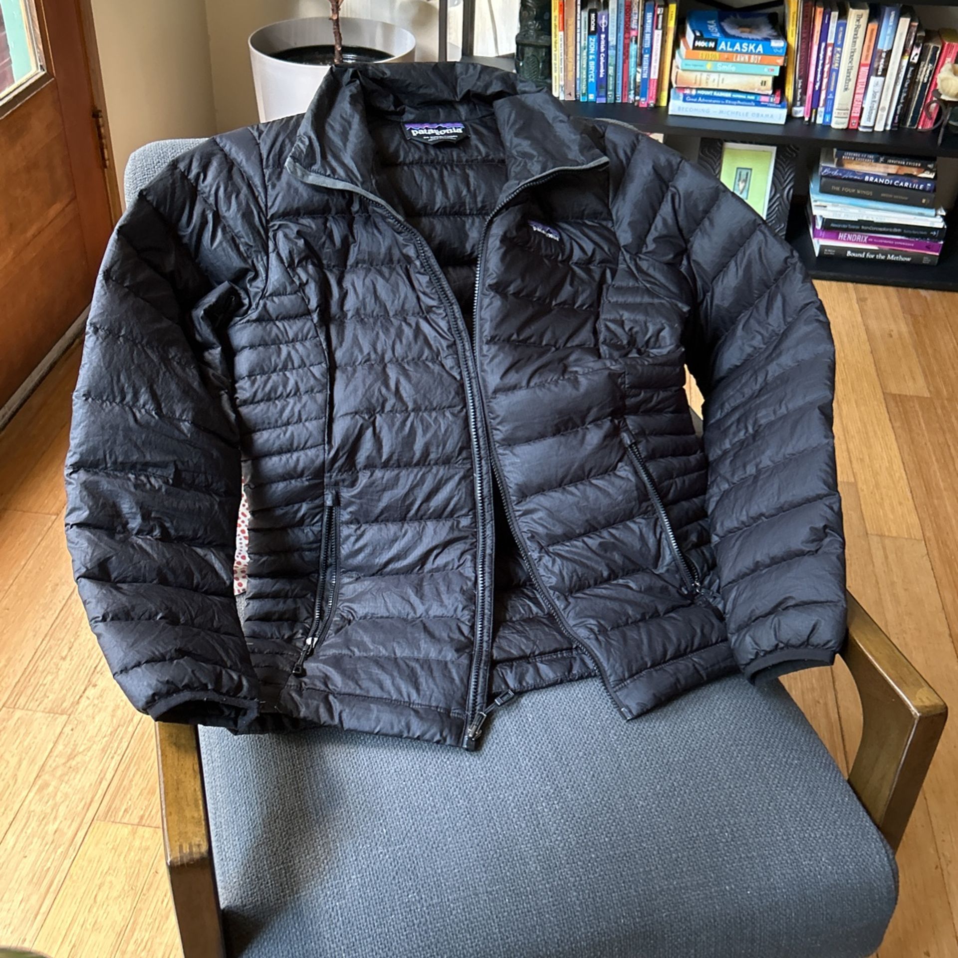 Womens Patagonia Down Sweater Jacket