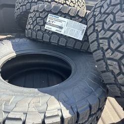 Brand new Toyo 35/12.50/17 