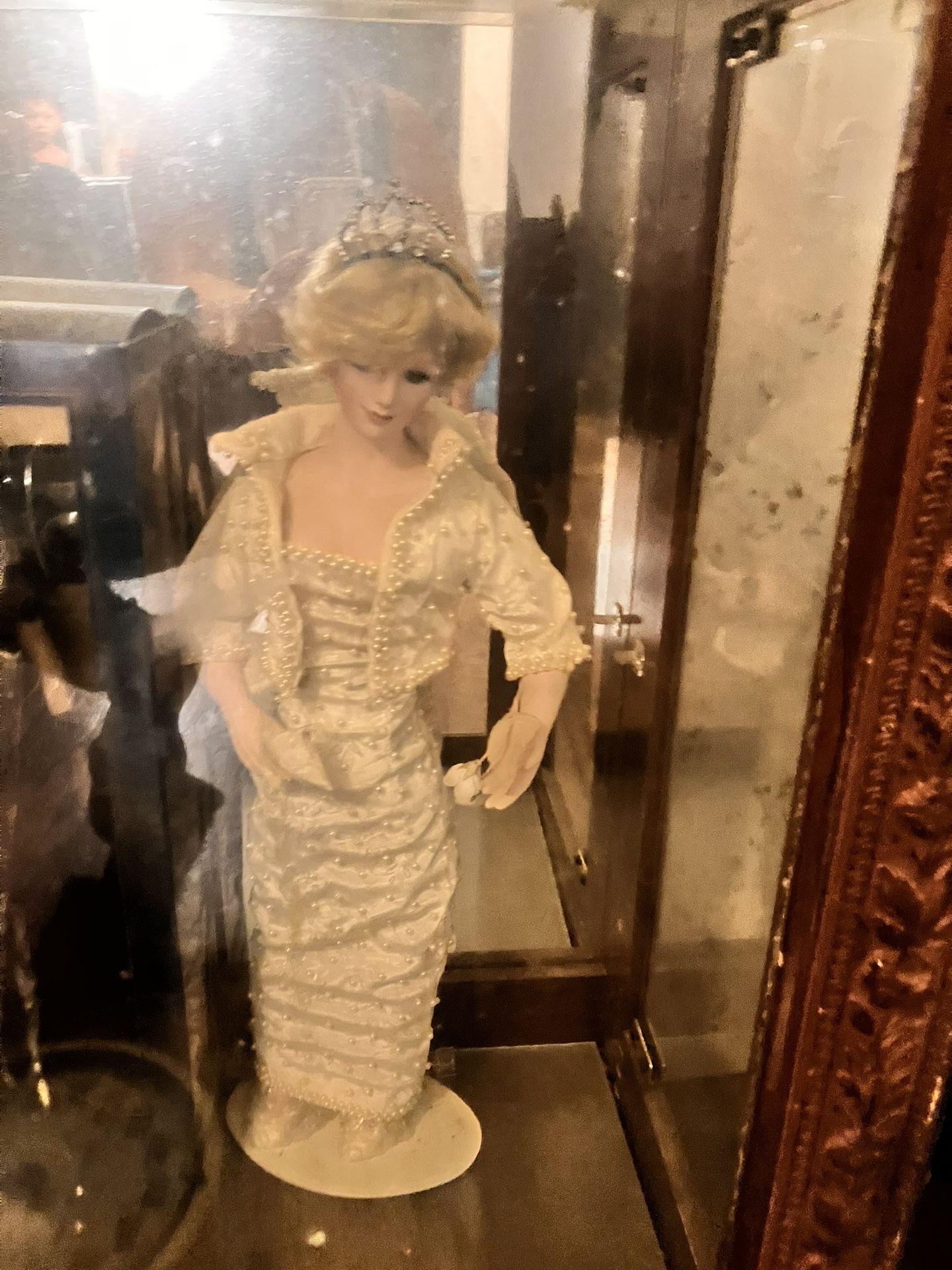 Vintage princess Diana Figure
