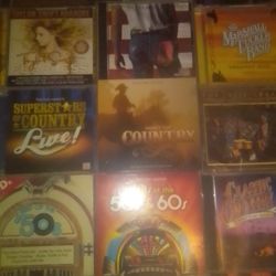 Collection CDs  mostly country 