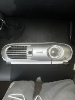 Epson EMP-TW10H - LCD Projector - 1200 Lumens - WVGA (854 x 480) - 16:9 