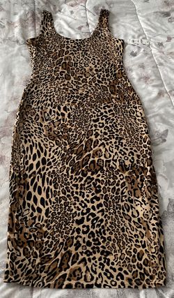 NWT Bar III Cheetah Animal Print Bodycon Lined Midi Dress, size S for Sale  in Los Angeles, CA - OfferUp