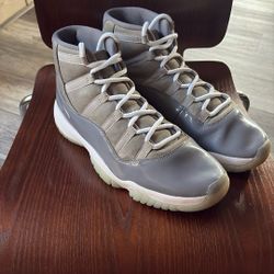 Jordan 11 Retro “Cool Grey” 2021 *used* SZ 13