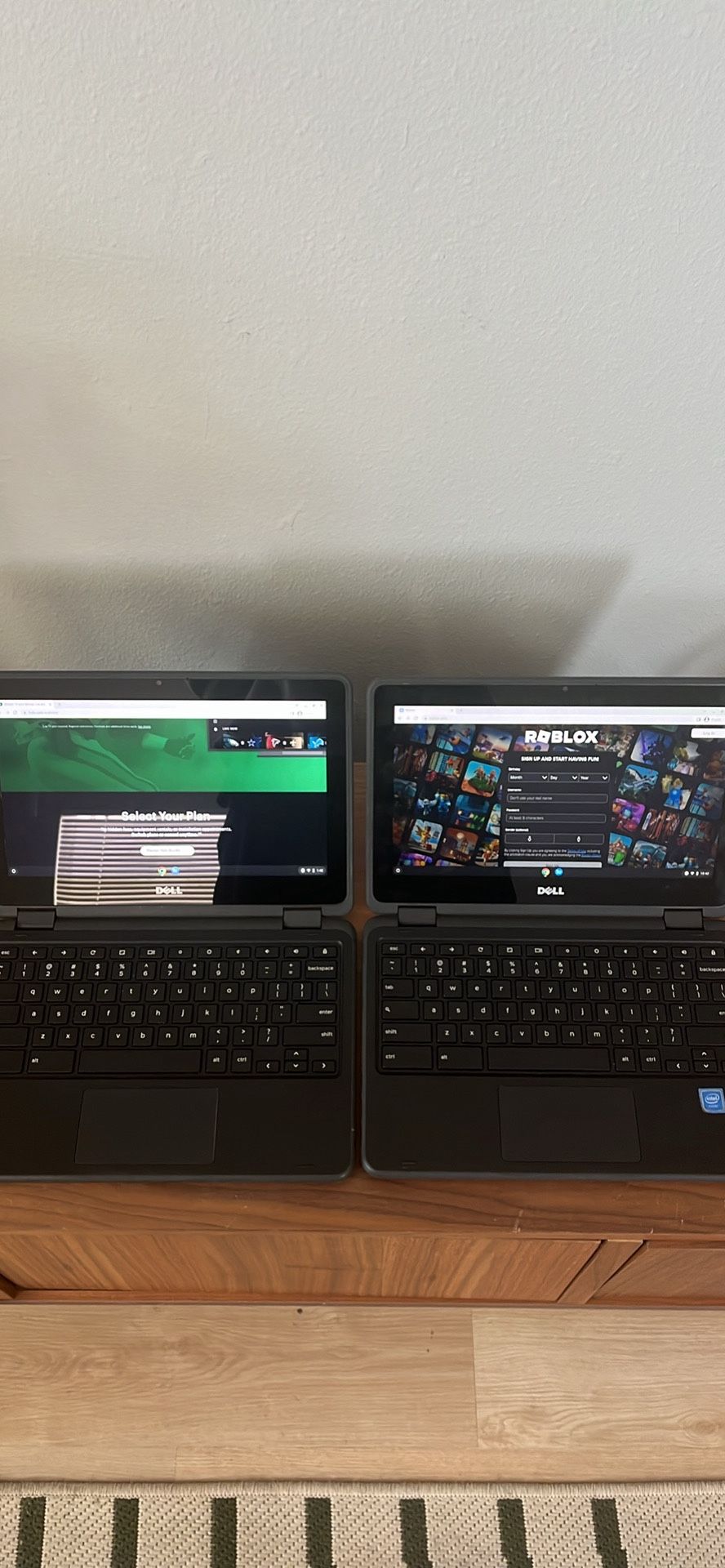 Dell  3100 Touchscreen Chromebook 4GB RAM/ 32 SSD $50