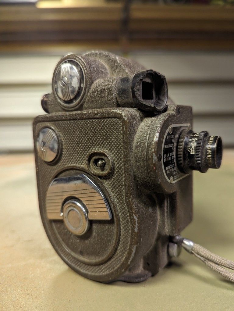 Vintage Revere 8 Model 88 Camera 