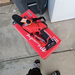M12 Milwaukee Pruner 