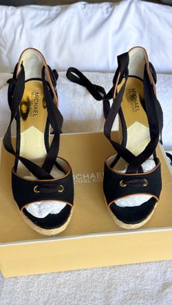 Michael Kors wedges size 9