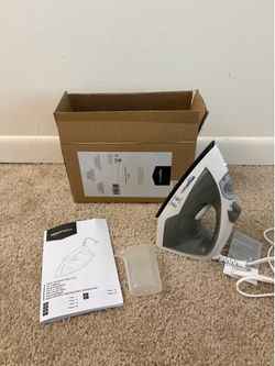 Amazon Basics 1200W 10” Steam Iron, With Non-Stick Teflon Soleplate,