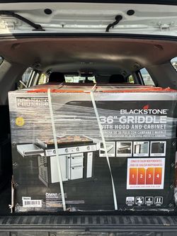 Blackstone 36" Pro Series Griddle with Hood and Cabinet