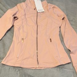 Lululemon Size 6 Color Pink 