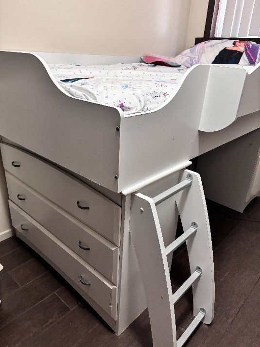 Twin Bunk Bed