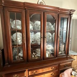 Hutch Shelving Dish Display 