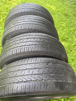Tires 245/60/18 Brigstone