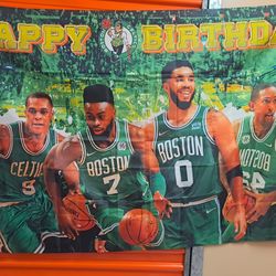 "BOSTON CELTICS HAPPY BIRTHDAY"tapestry