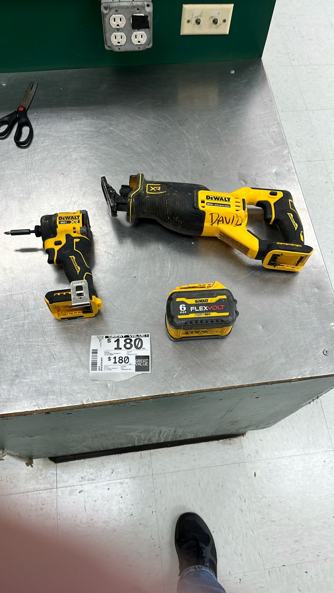 Dewalt 2 Pc Cordless Combo 1 Battery No Charger