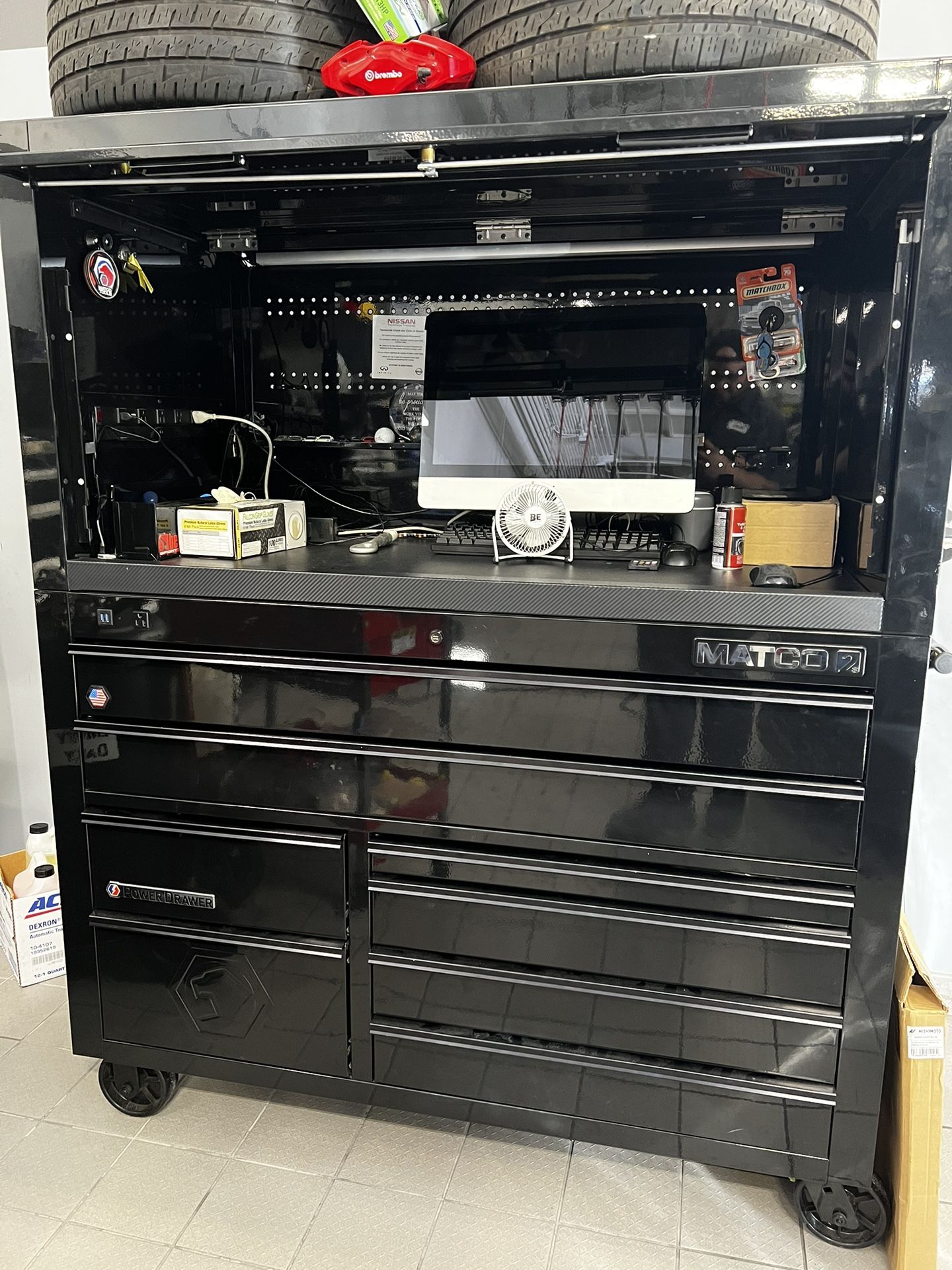 Matco 2s Toolbox With Hutch