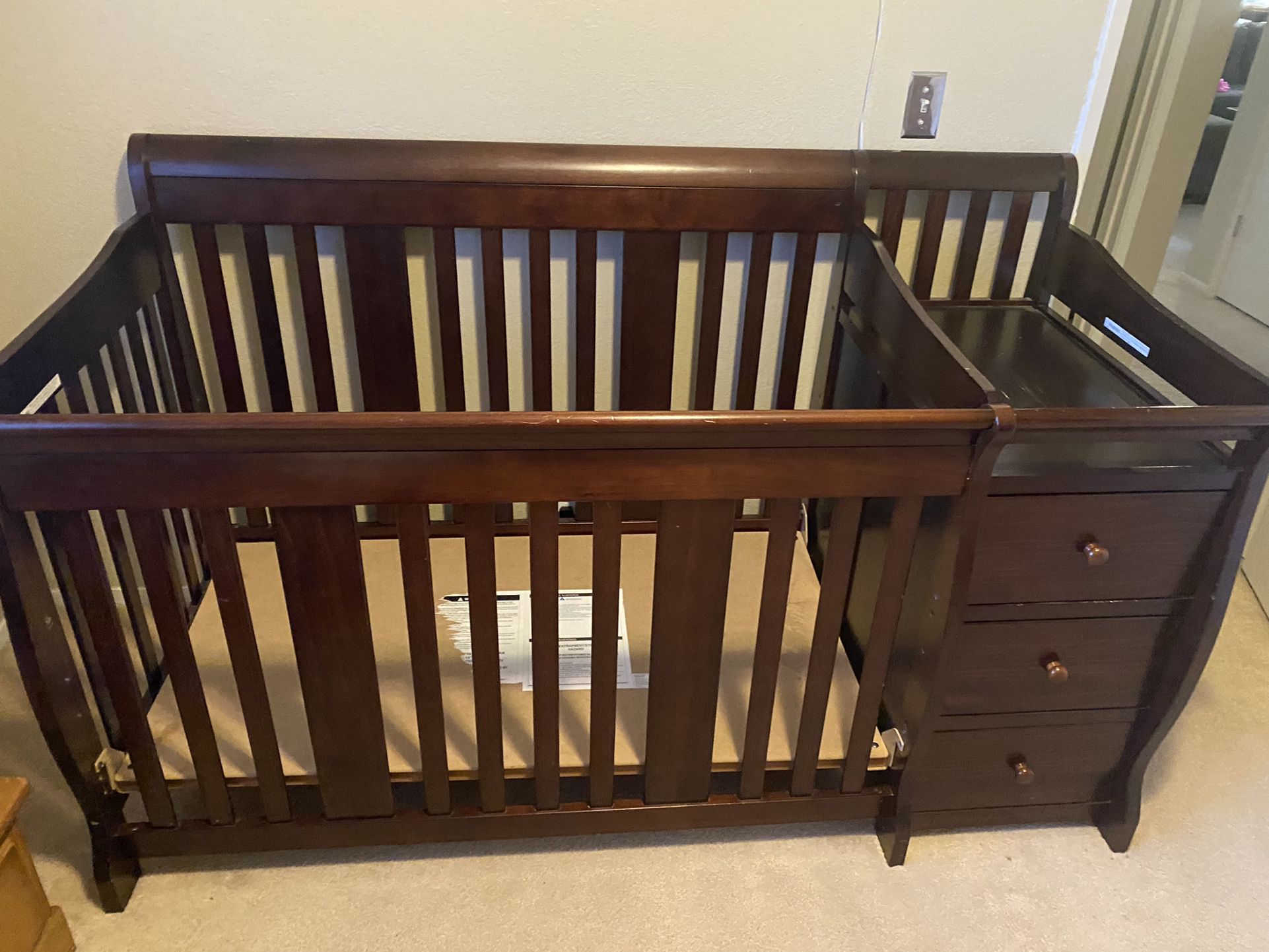 Free Crib And Changing Table With Drawers