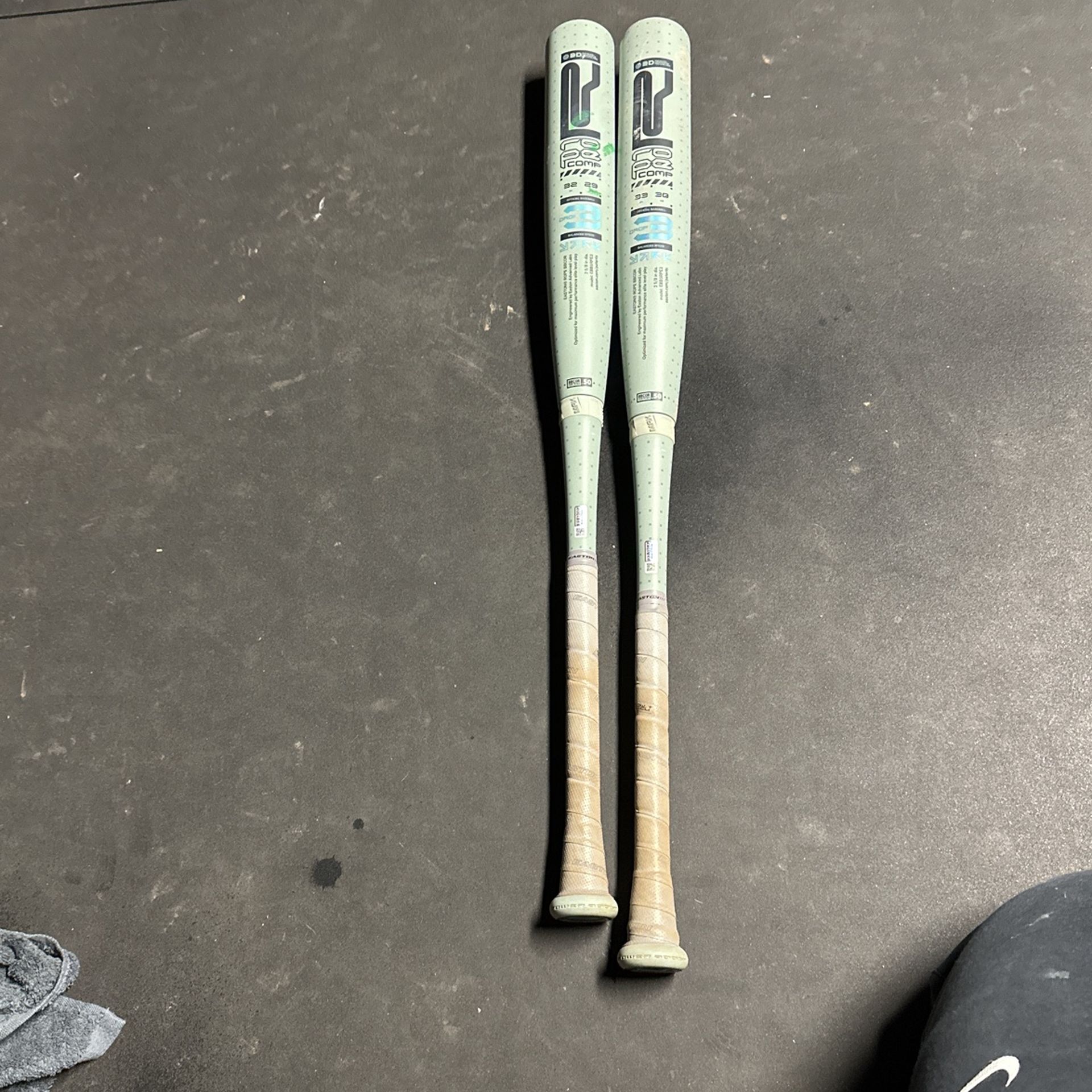 BBCOR Easton Baseball Bat 2025