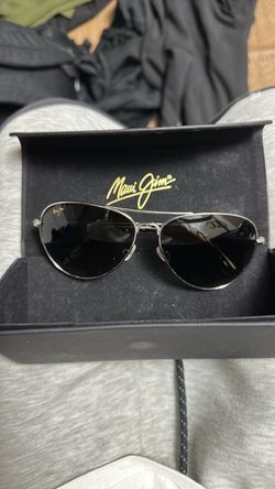 Maui Jim Aviator Sunglasses with Case