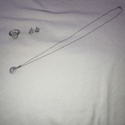 Helzberg Diamond Topaz Set