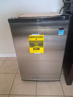 compact refrigerator