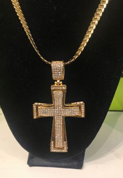 Brand New 316 Stainless Steel Chain and Charm Set