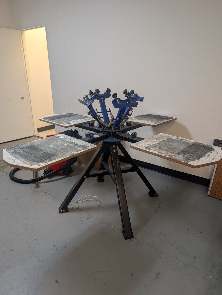 4 Color / 4 Platen Screen Printing 