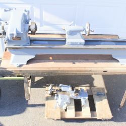 Clausing Metal Lathe 12 in Metal LATHE Threader