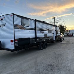 2022 Forest River Wildwood RV X-Lite 282QBXL