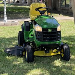D140 John Deere Motor 22 Hp Cubierta 48” Hidrostátic 