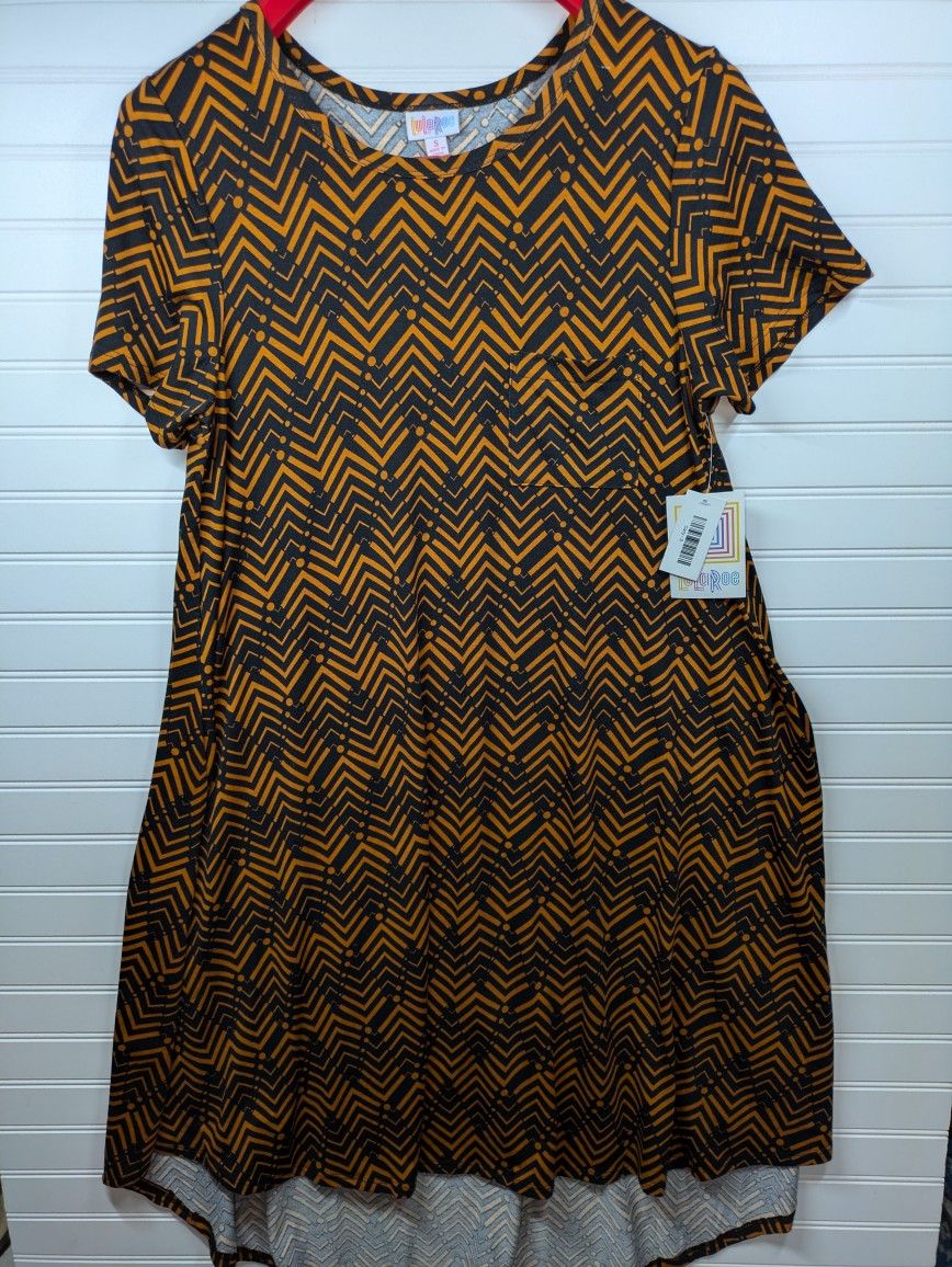 New LuLaRoe T-shirt Dress Size Small
